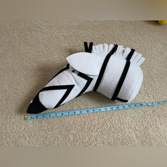 Zebra - Felt Animal Head Wall Decor - Picture 5 of 6